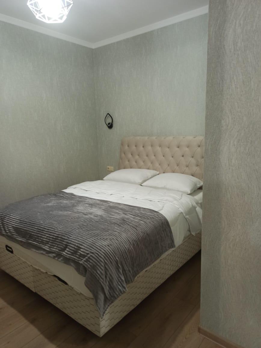 2-Room Apartment For Rent In Batumi, Niko Pirosmani St, 7 view 4