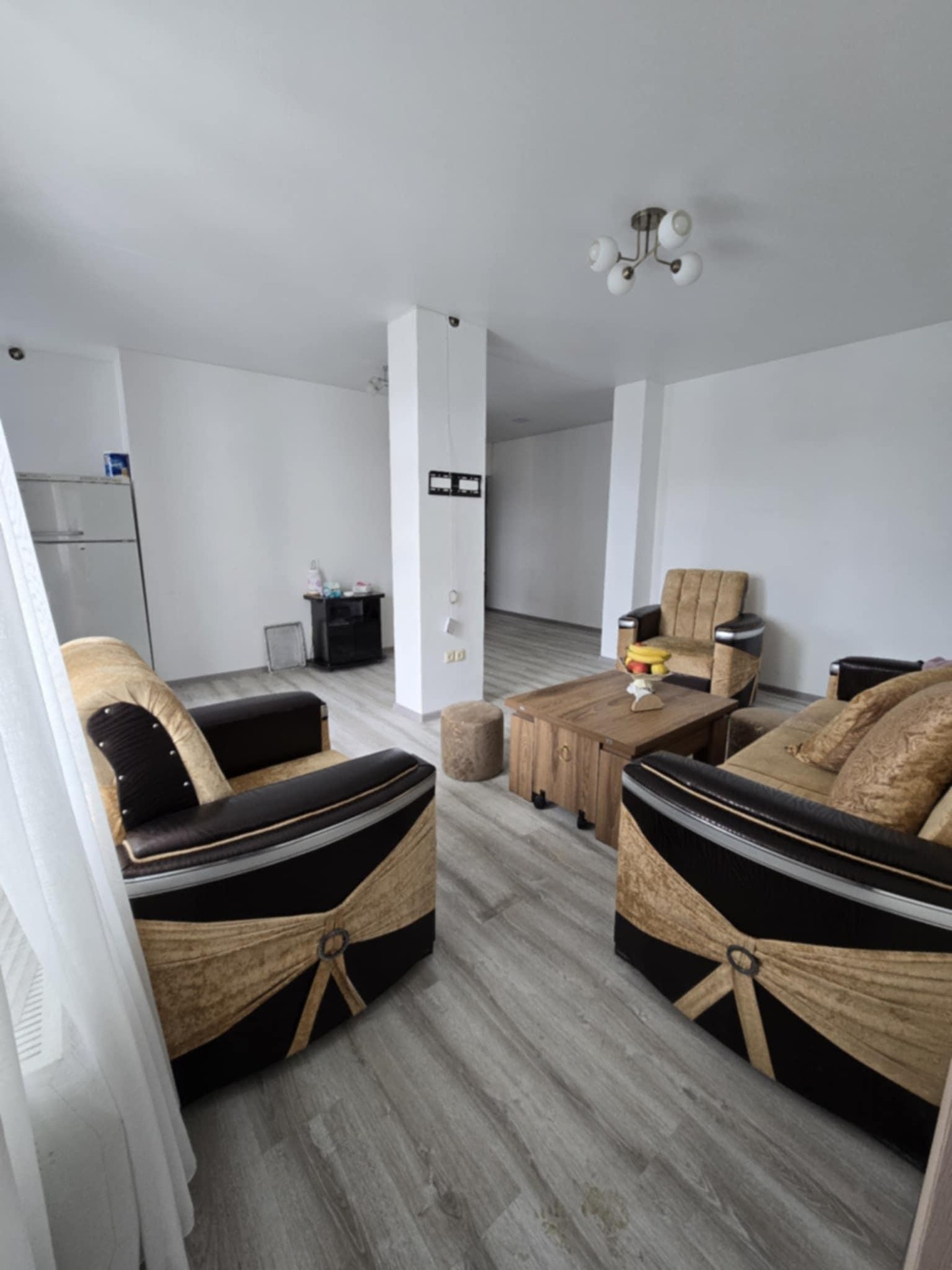 2-Room Apartment For Rent In Batumi, Parmen Rurua St, 8 view 1