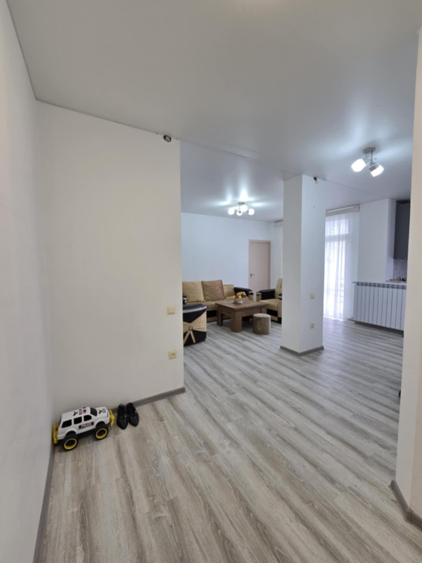 2-Room Apartment For Rent In Batumi, Parmen Rurua St, 8 view 3