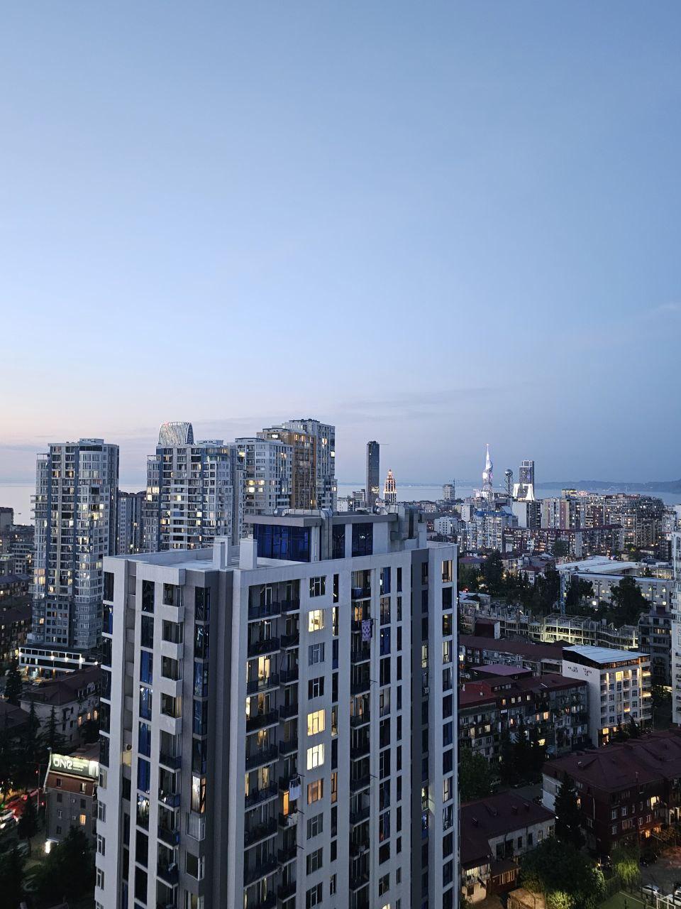 Studio Apartment For Sale view 3