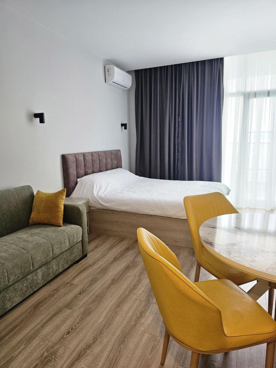 Studio Apartment For Sale view 4