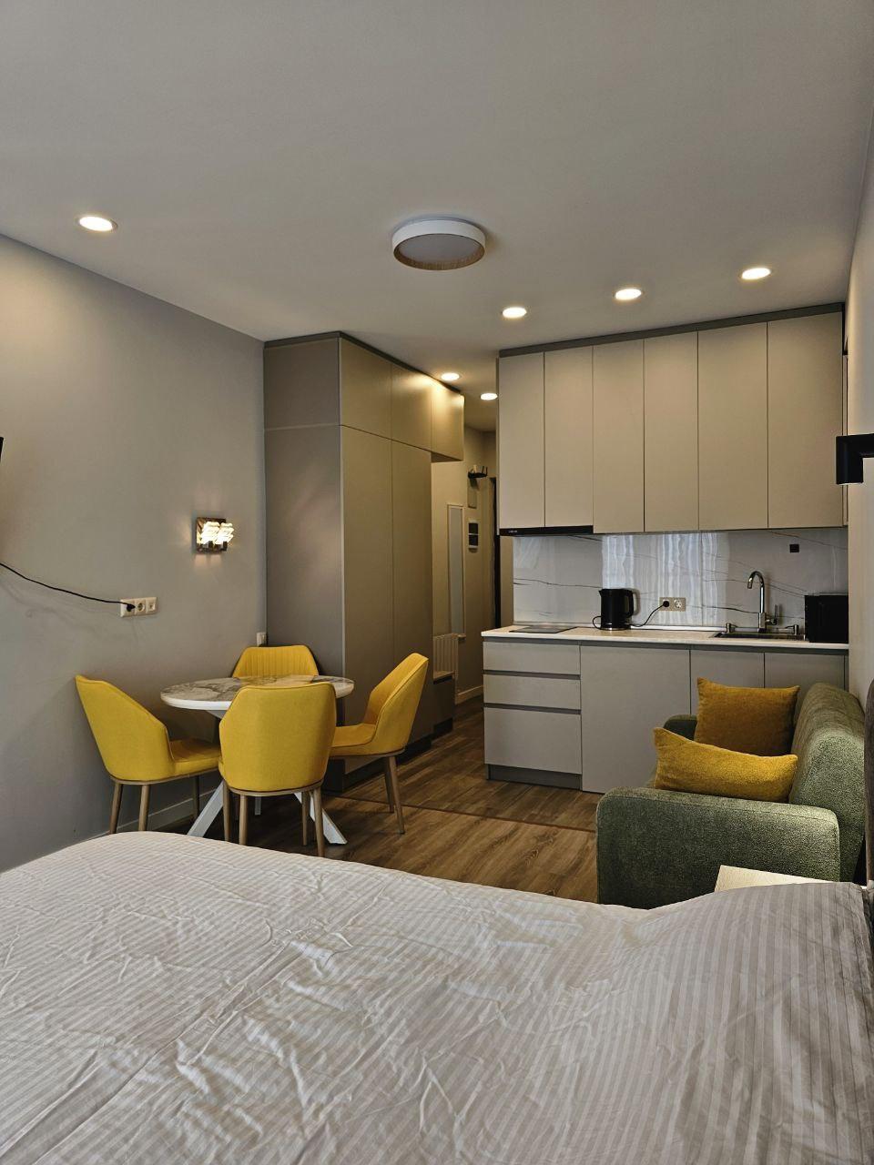 Studio Apartment For Sale view 9