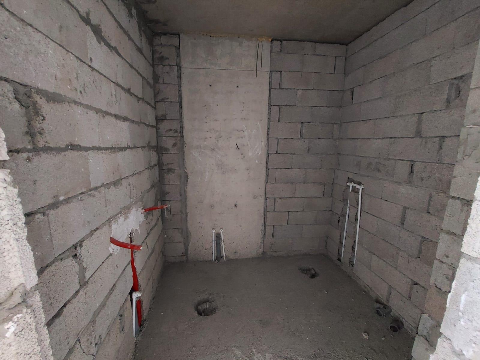 Studio Apartment For Sale view 3