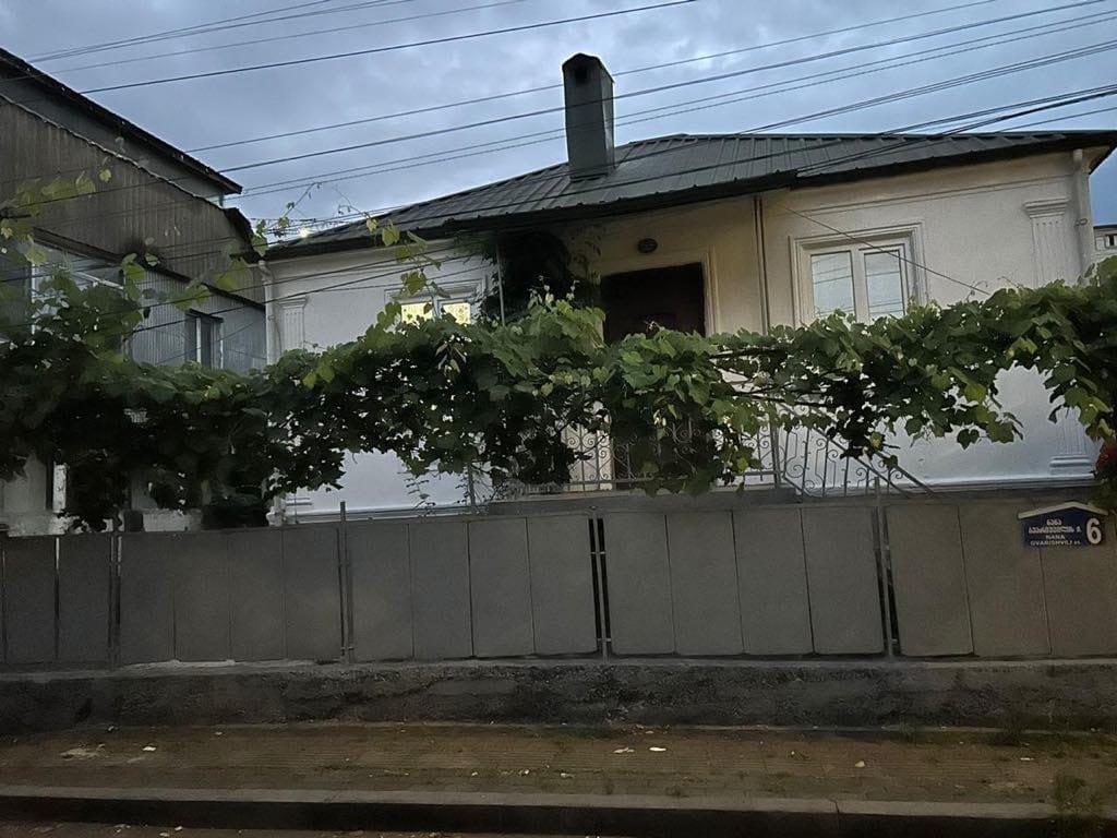 5-Room House For Sale In Batumi, Nana Gvarishvili St, 6 view 1