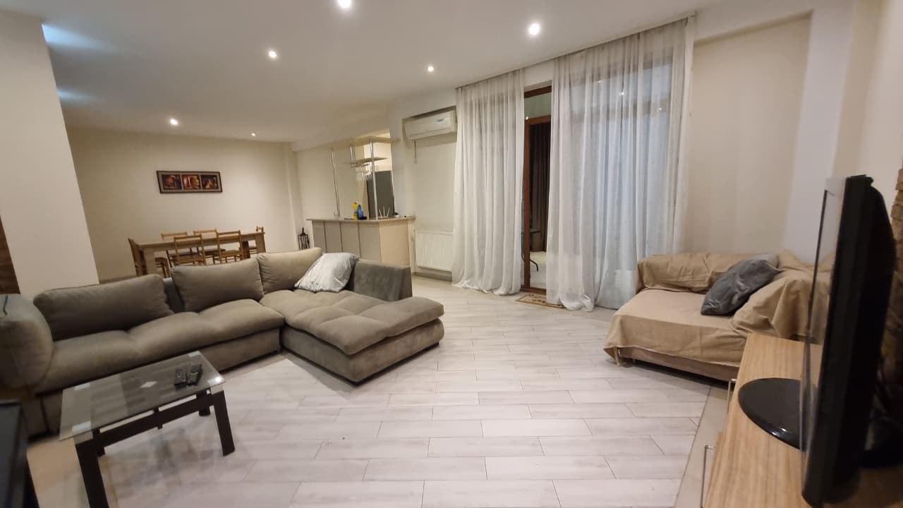 5-Room House For Sale In Batumi, Akhmed Melashvili St, 25 view 1