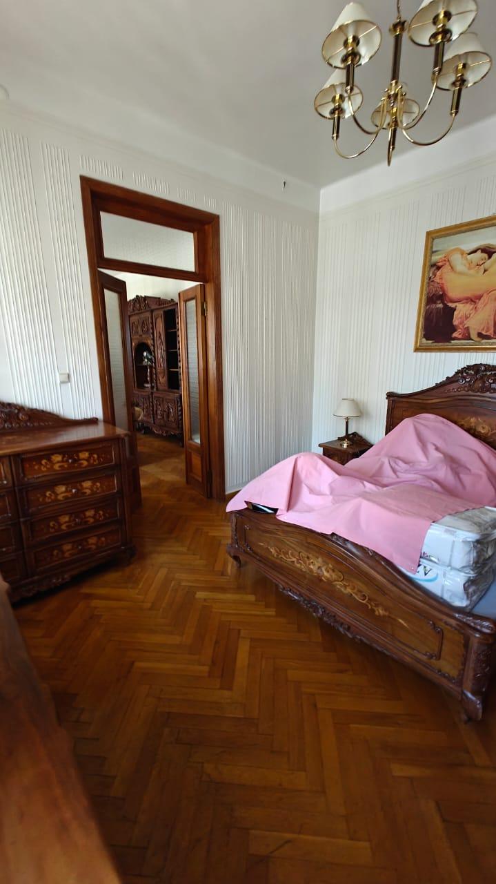 5-Room House For Sale In Batumi, Ioseb Noneshvili St, 56 view 30