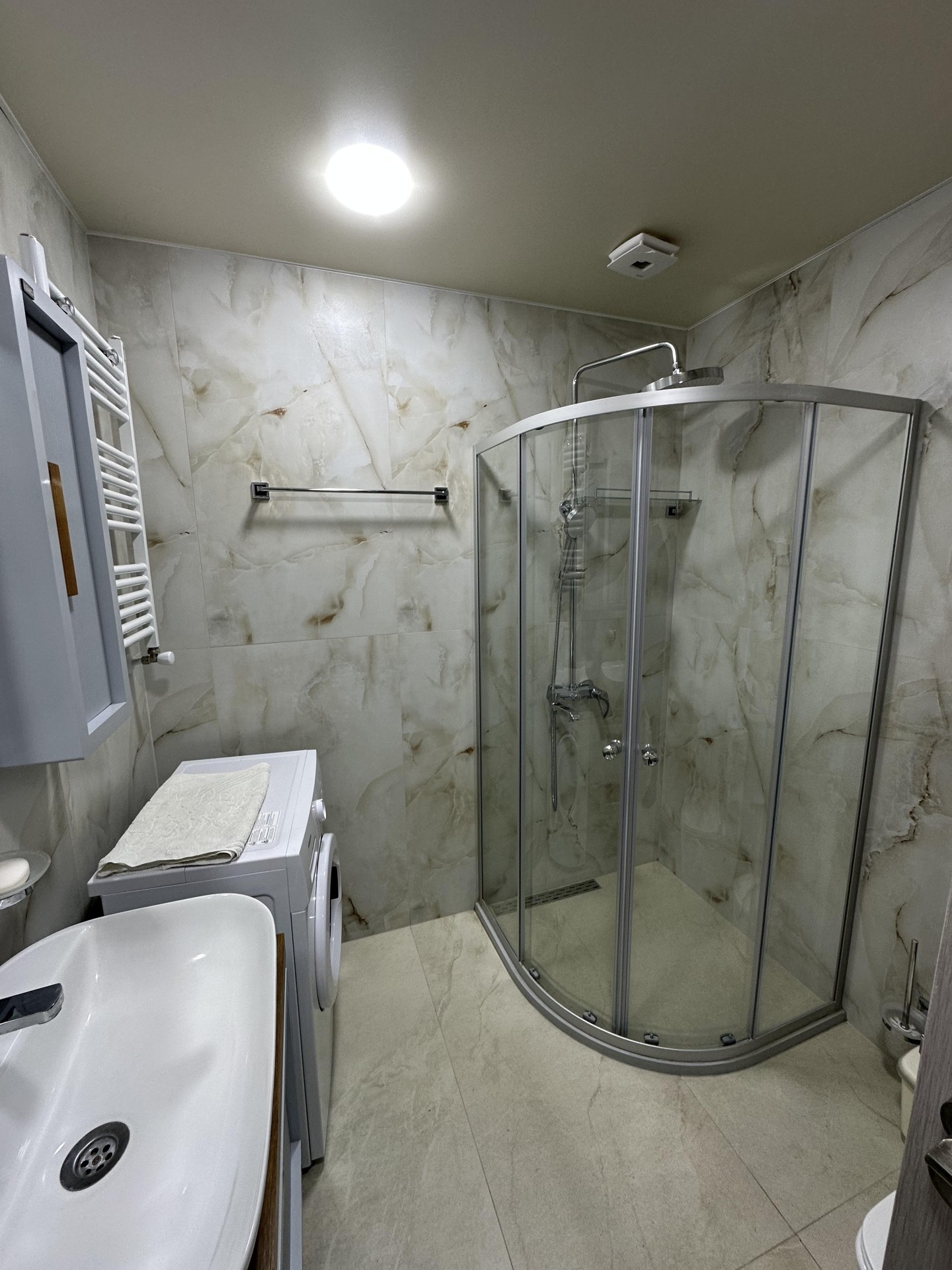 2-Room Apartment For Sale In Batumi, Calligraphy Towers view 8