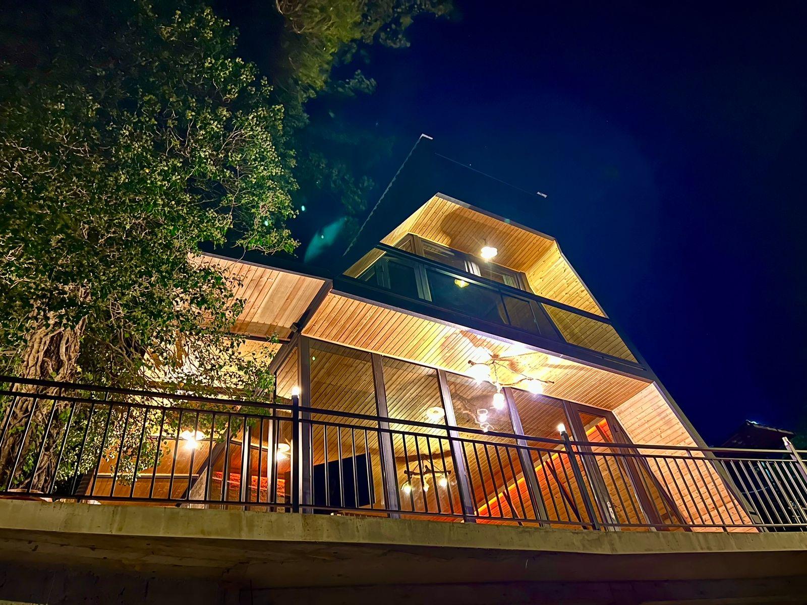 3-Room House For Sale In Batumi, Tevdore Mghvdeli St, 27 view 1