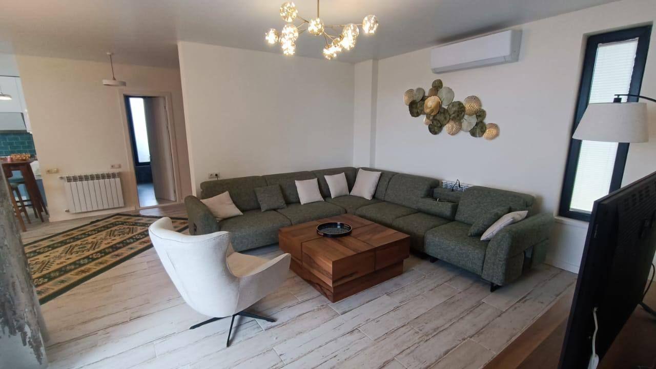 5-Room House For Sale In Batumi, Tamar Mepe Ave, 3 view 22