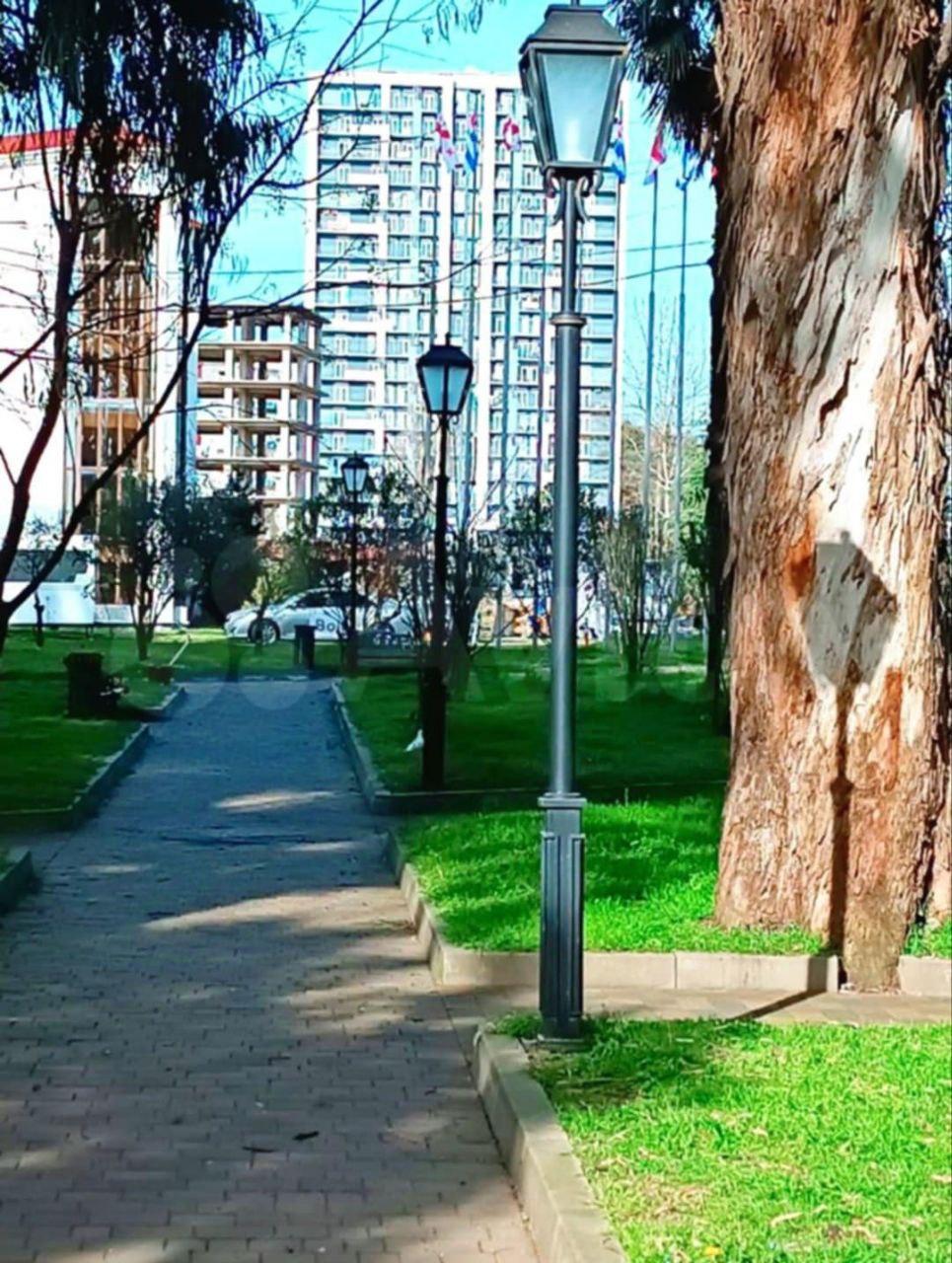 2-Room Apartment For Sale In Batumi, Tamar Mepe Ave, 1 view 2