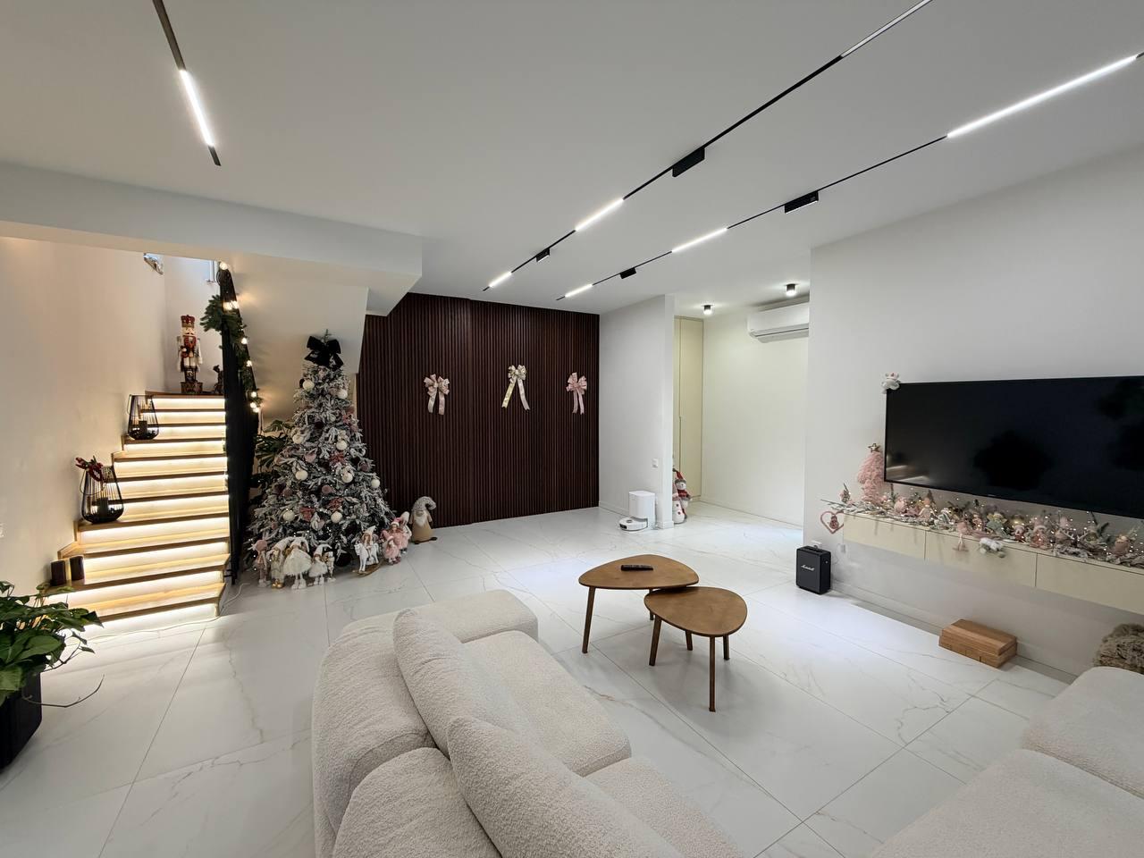 Didi Kheivni St, 49a: 5-Room House, 250.0 M² | Korter.Ge view 2