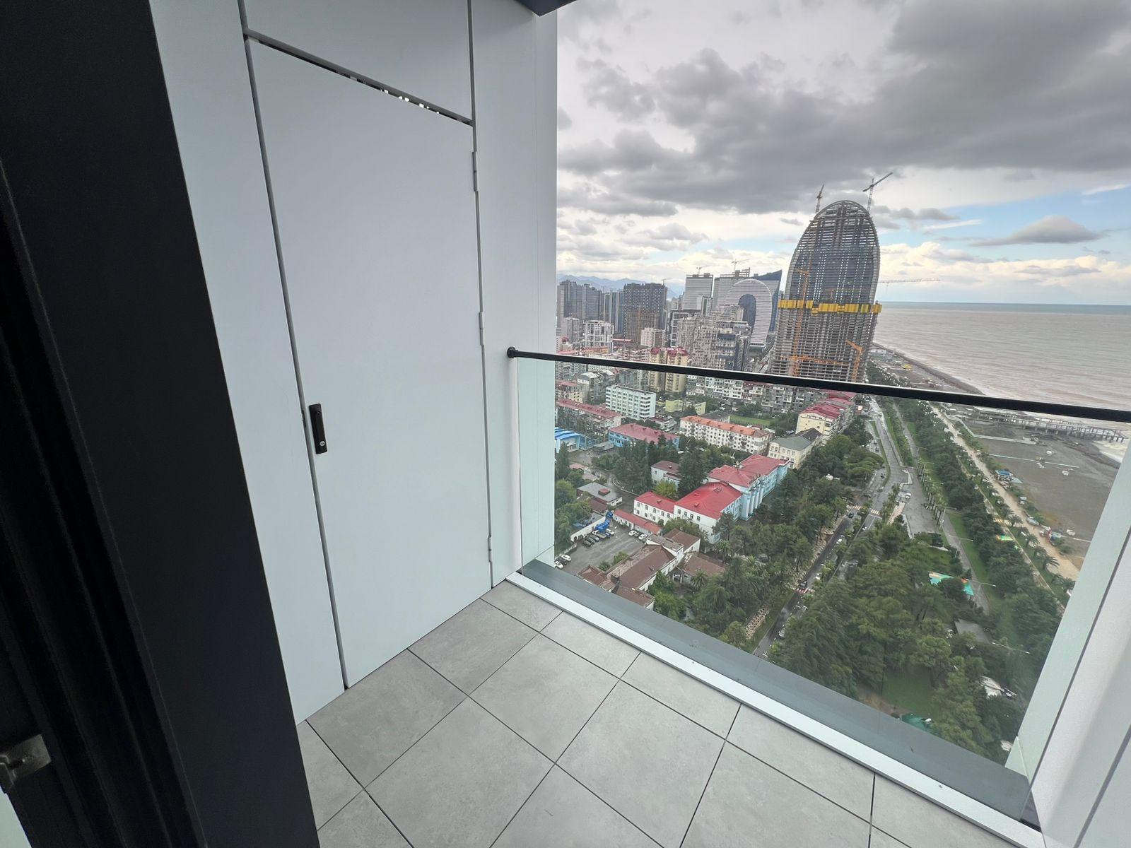 Studio Apartment For Sale view 4