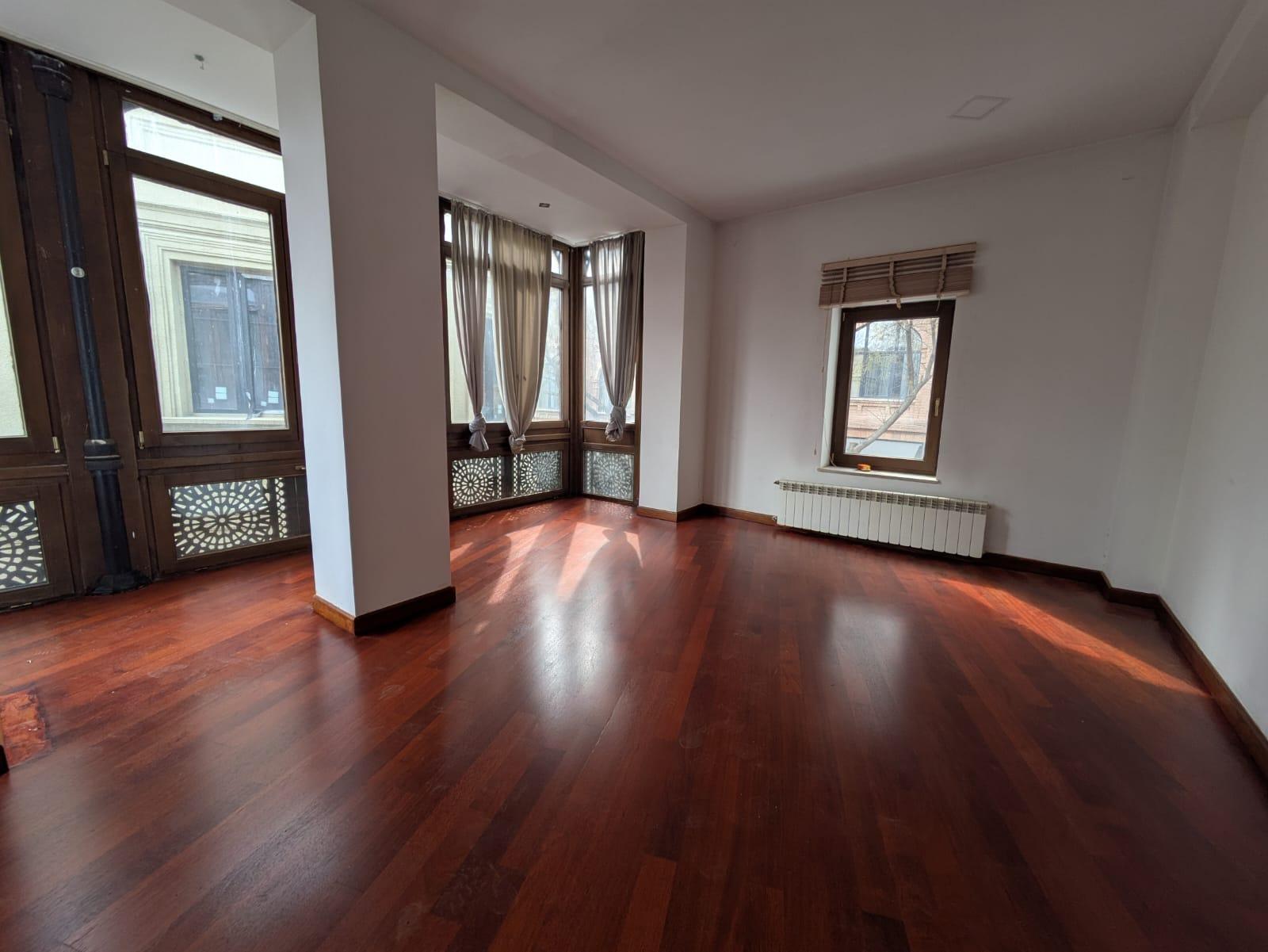 Aleksandre Chikvaidze St, 1: Commercial Property, 140.0 M² | Korter.Ge view 7