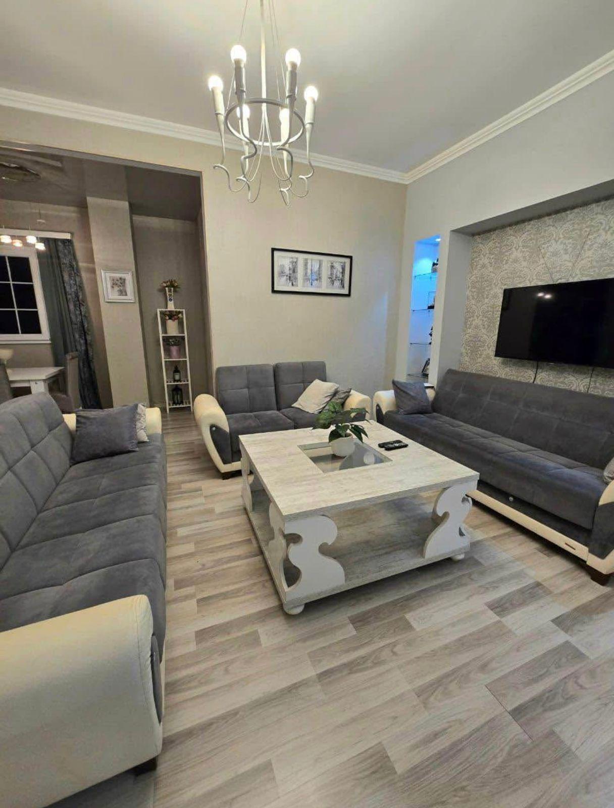 3-Room Apartment For Rent In Batumi, Parnavaz Mepe St, 85 view 7