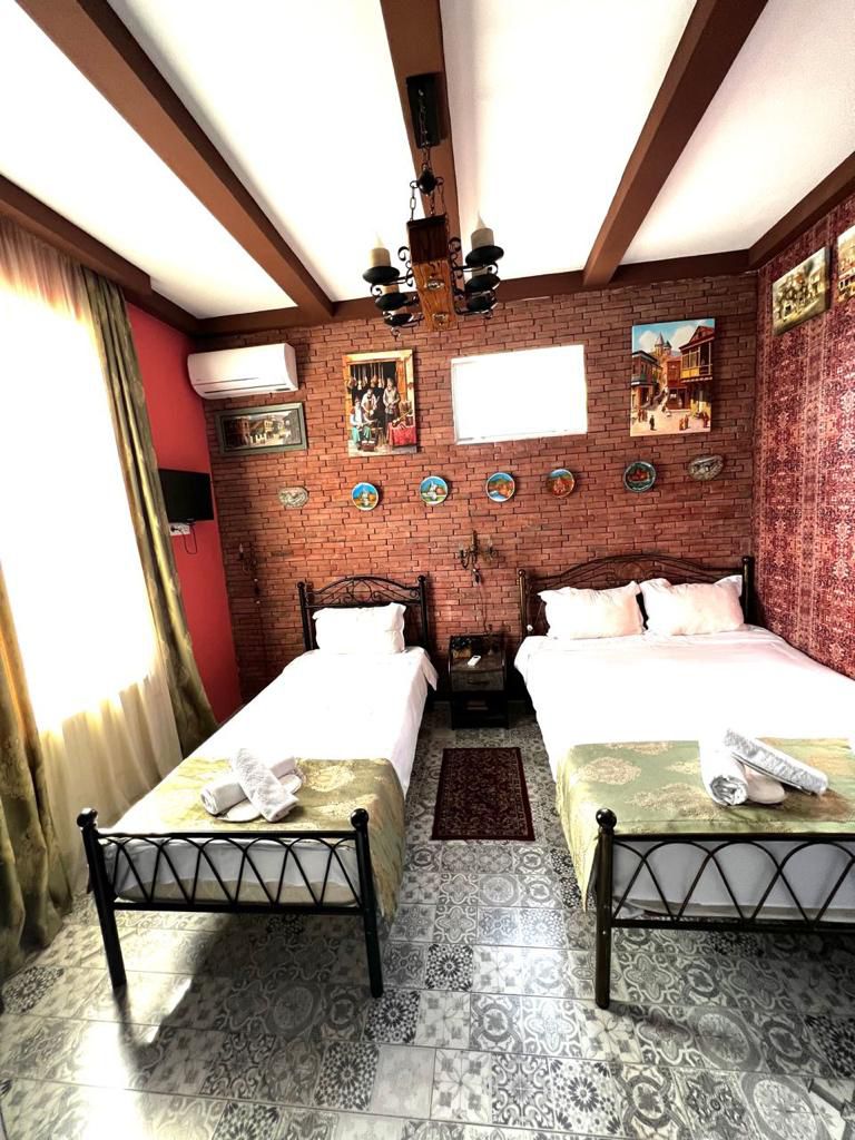 Nikoloz Berdzenishvili St, 16: 5-Room House, 414.0 M² | Korter.Ge view 14