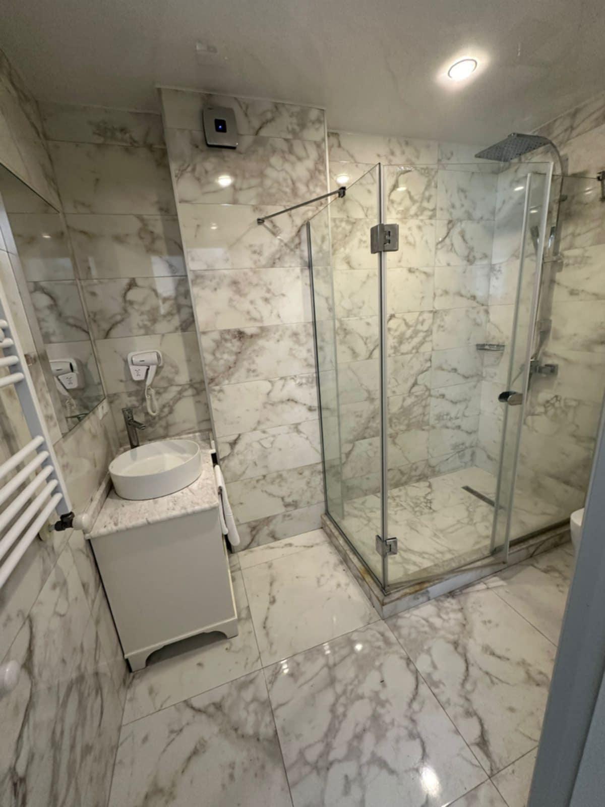 Commercial Property For Sale: 1,280 M² In Kvariati, Первая бегеровая линия – $2,670,000 view 18