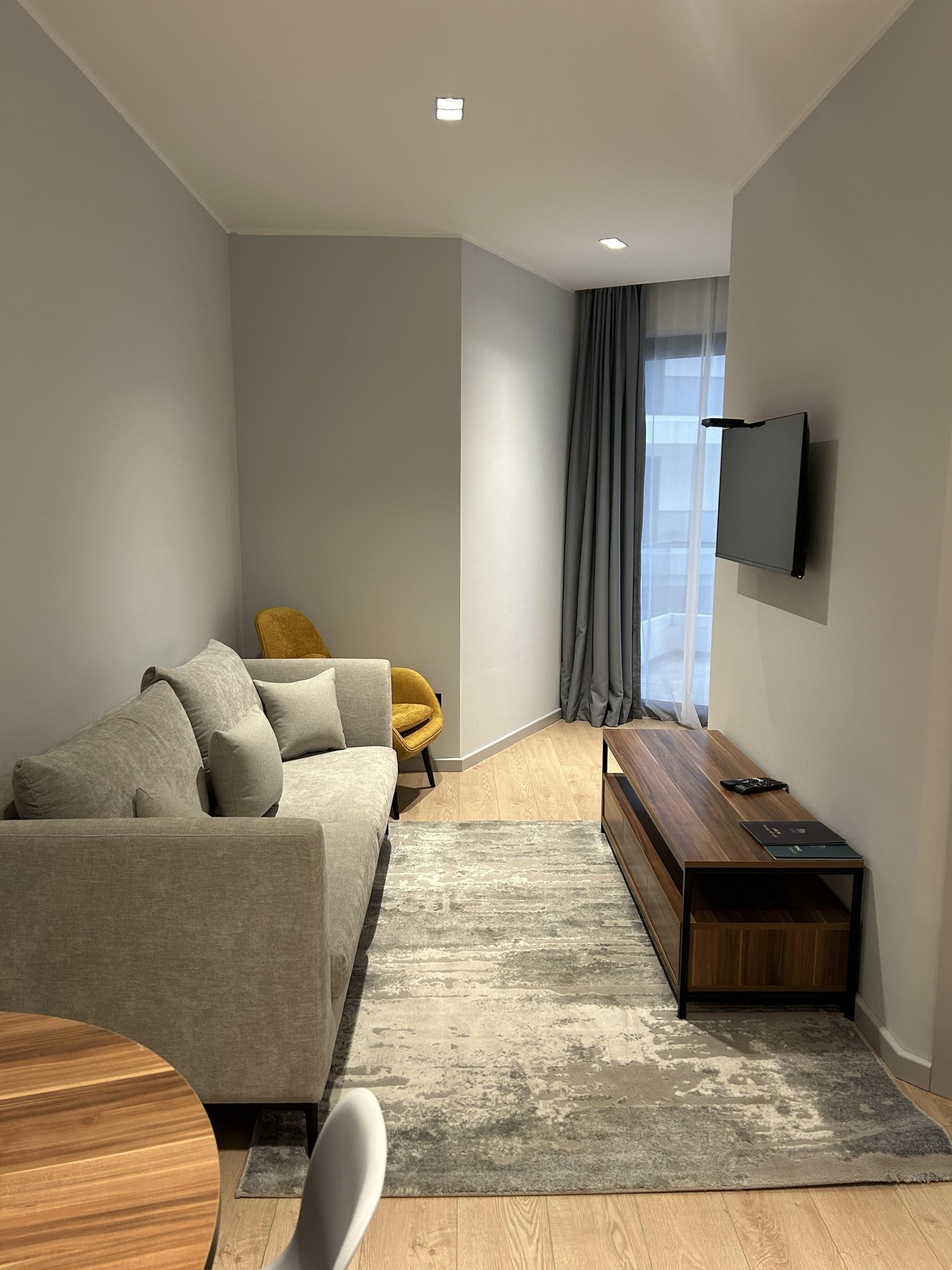 2-Room Apartment For Sale In Batumi, Tamar Mepe Ave, 14 view 3