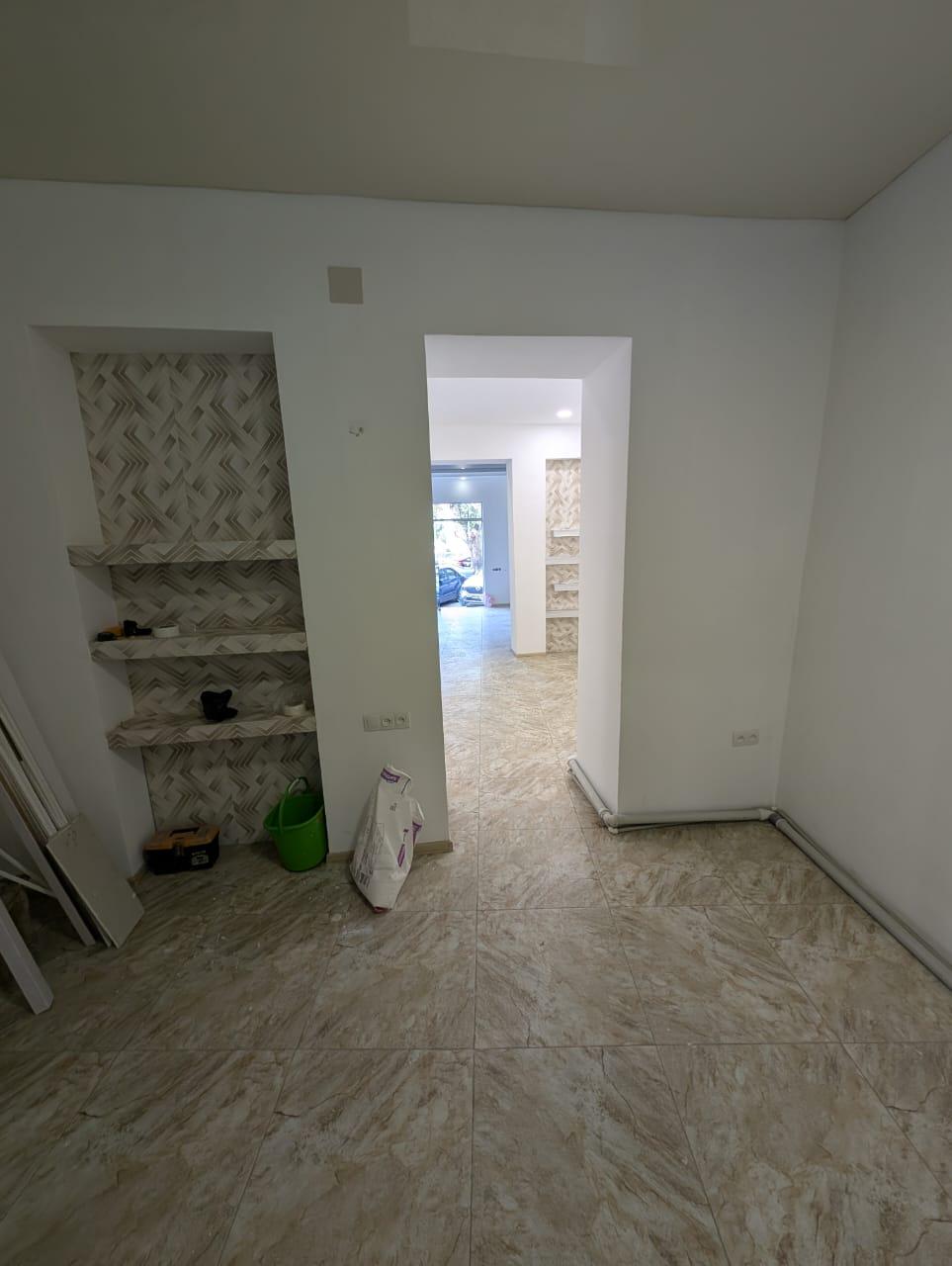 Commercial Property For Rent: 60 M² In Batumi, Lado Asatiani St – $1,000 view 7