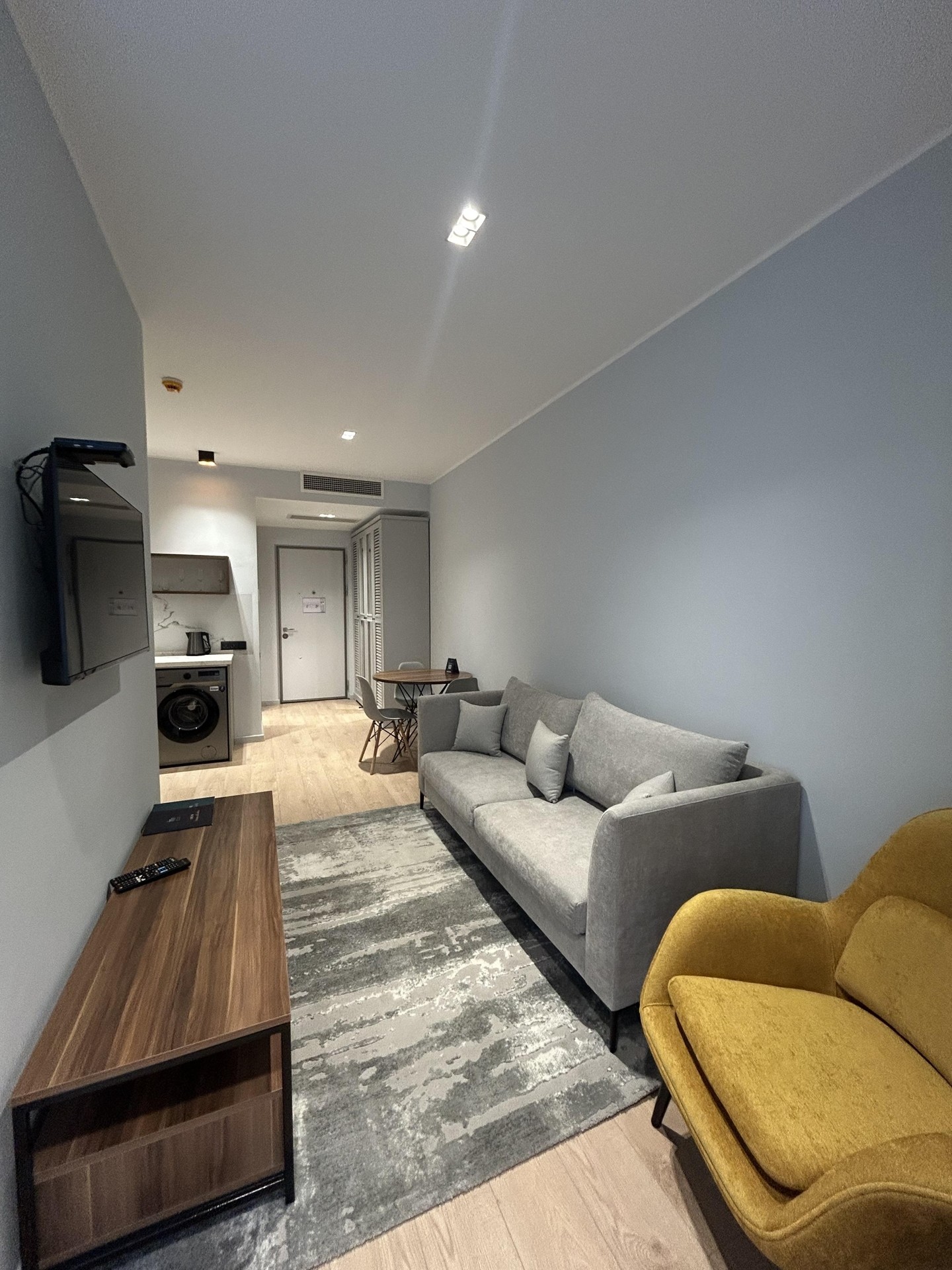2-Room Apartment For Sale In Batumi, Tamar Mepe Ave, 14 view 12