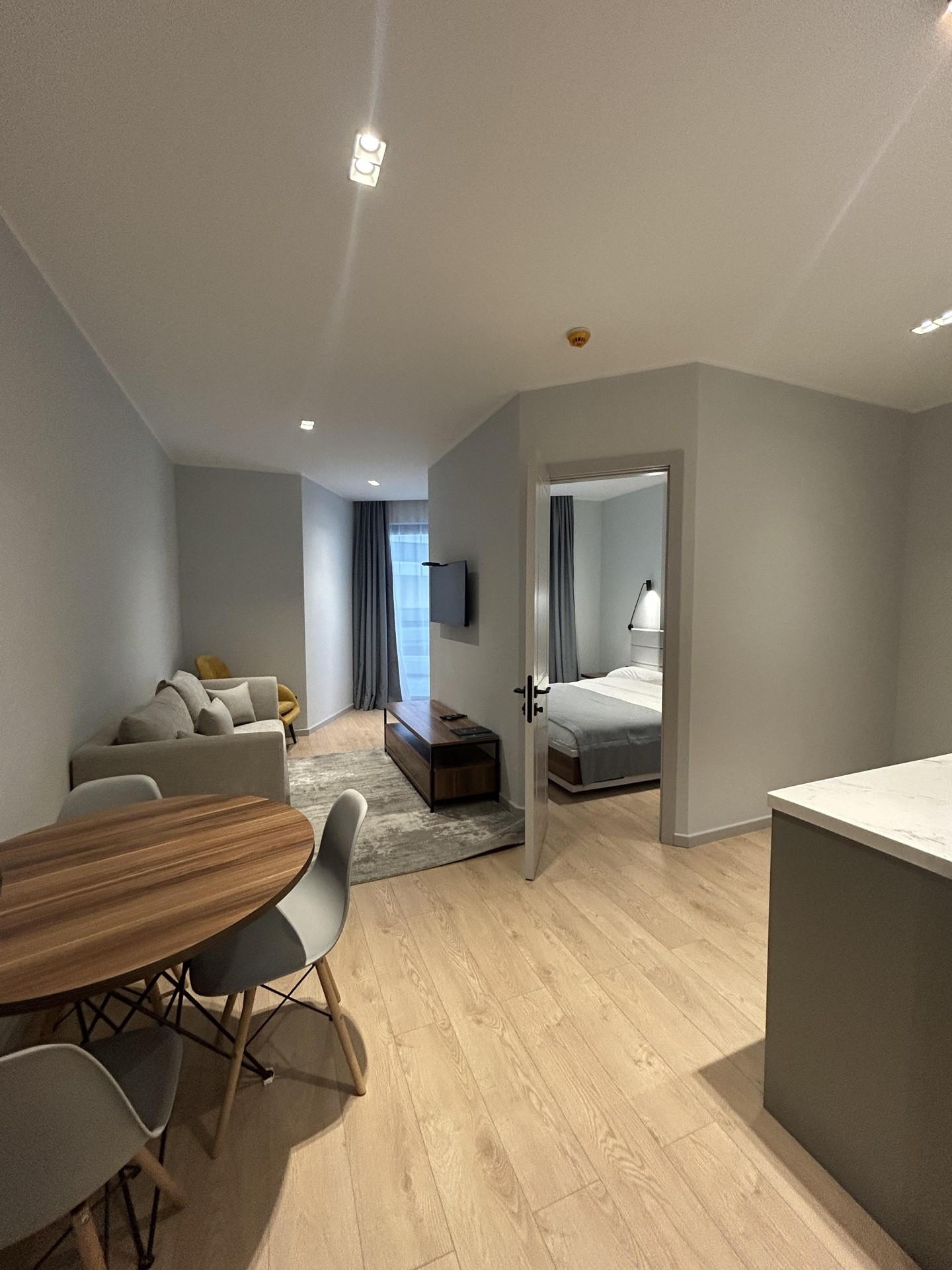 2-Room Apartment For Sale In Batumi, Tamar Mepe Ave, 14 view 1