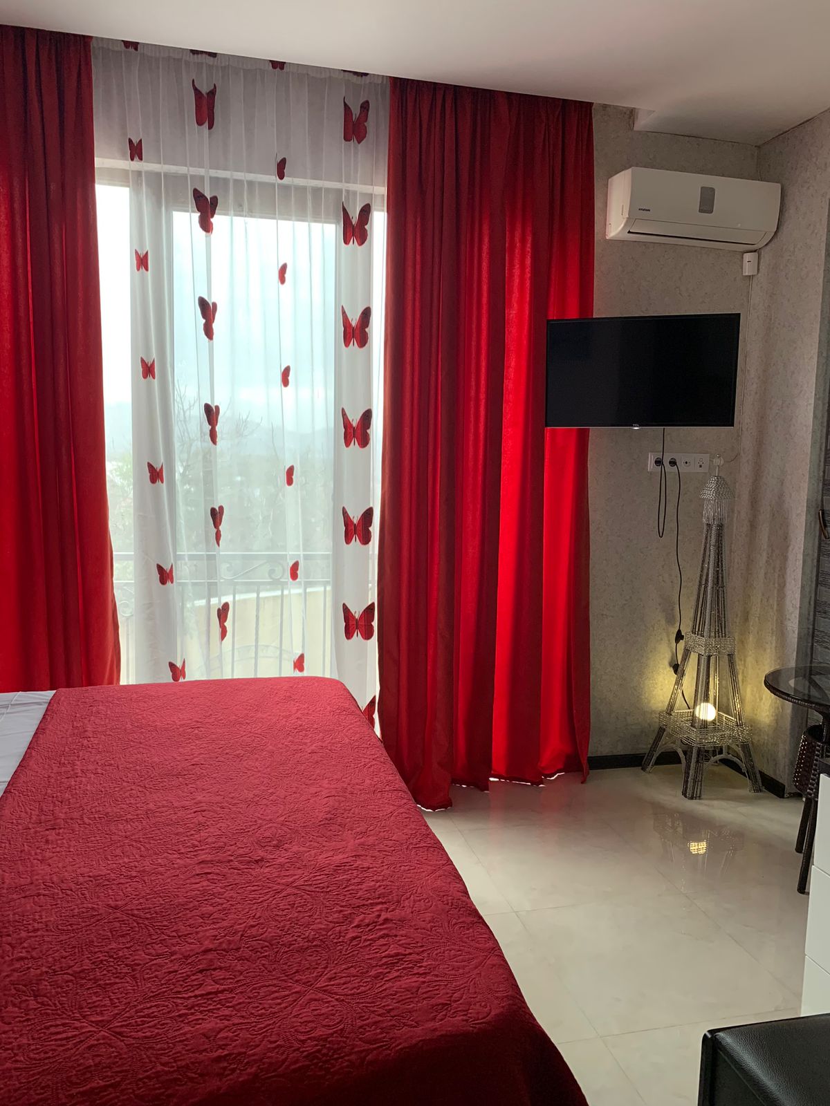 10-BR Cottage For Rent In Chakvi, Tamar Mepe Ave, 1 view 9