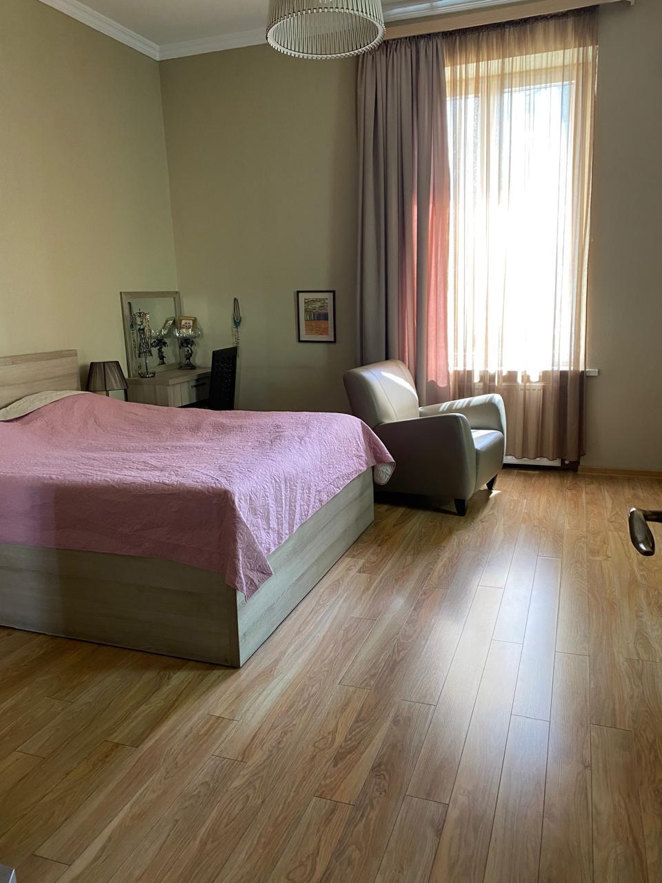 Dimitri Uznadze St, 4: 5-Room, 140.0 M² | Korter.Ge view 12