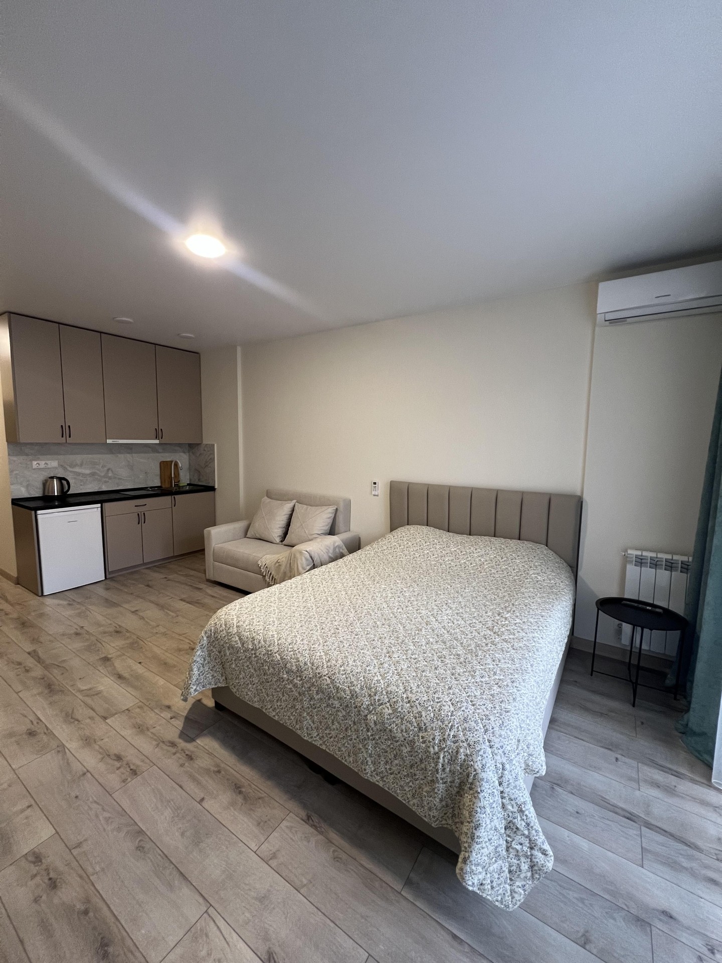 1-Room Apartment For Daily Rent In Batumi, Onix Tower Batumi, 34.4 M² — $40 Per Day view 1