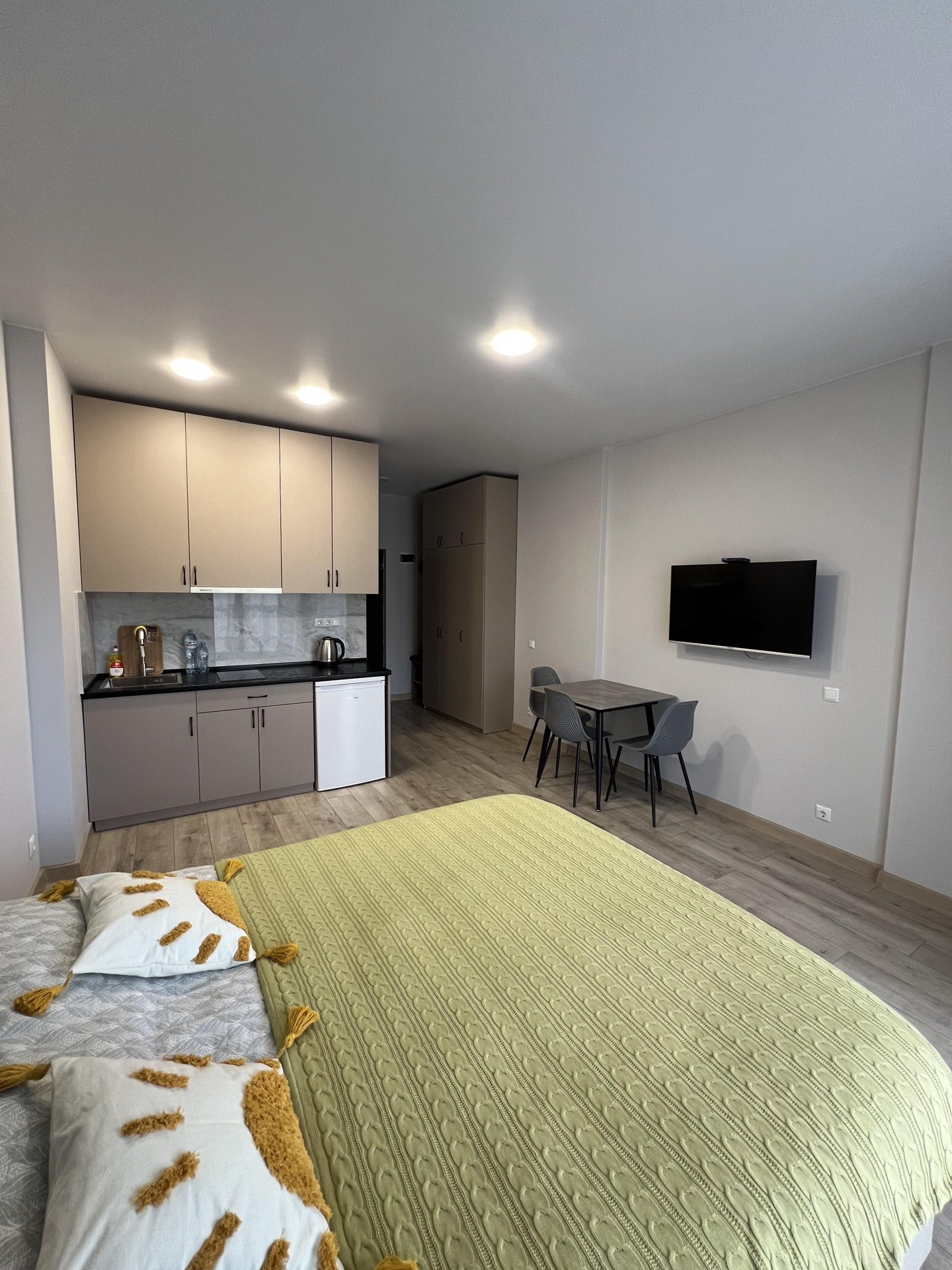 1-Room Apartment For Daily Rent In Batumi, Onix Tower Batumi, 31.3 M² — $40 Per Day view 4