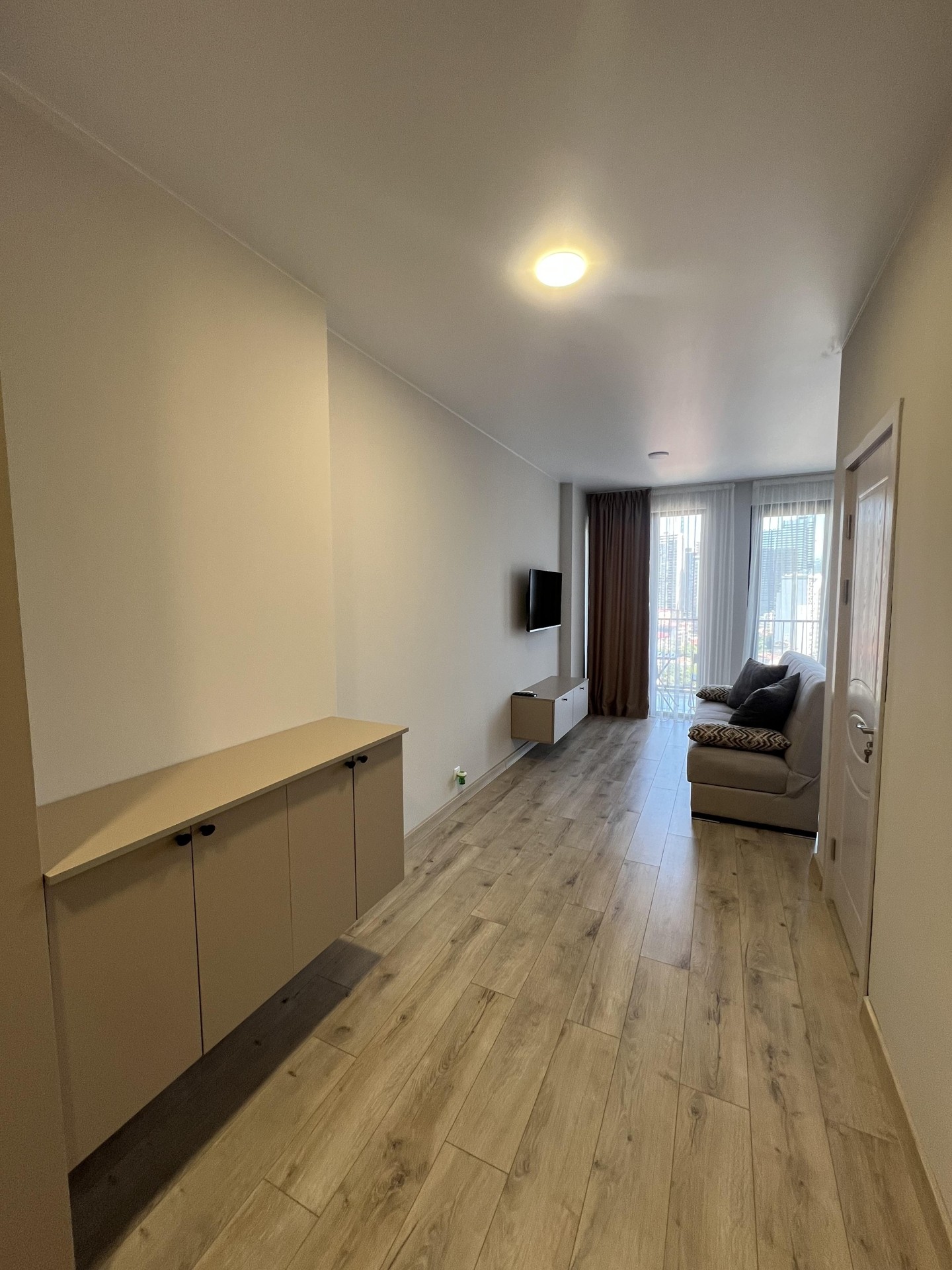 2-Room Apartment For Daily Rent In Batumi, Onix Tower Batumi, 45 M² — $55 Per Day view 4