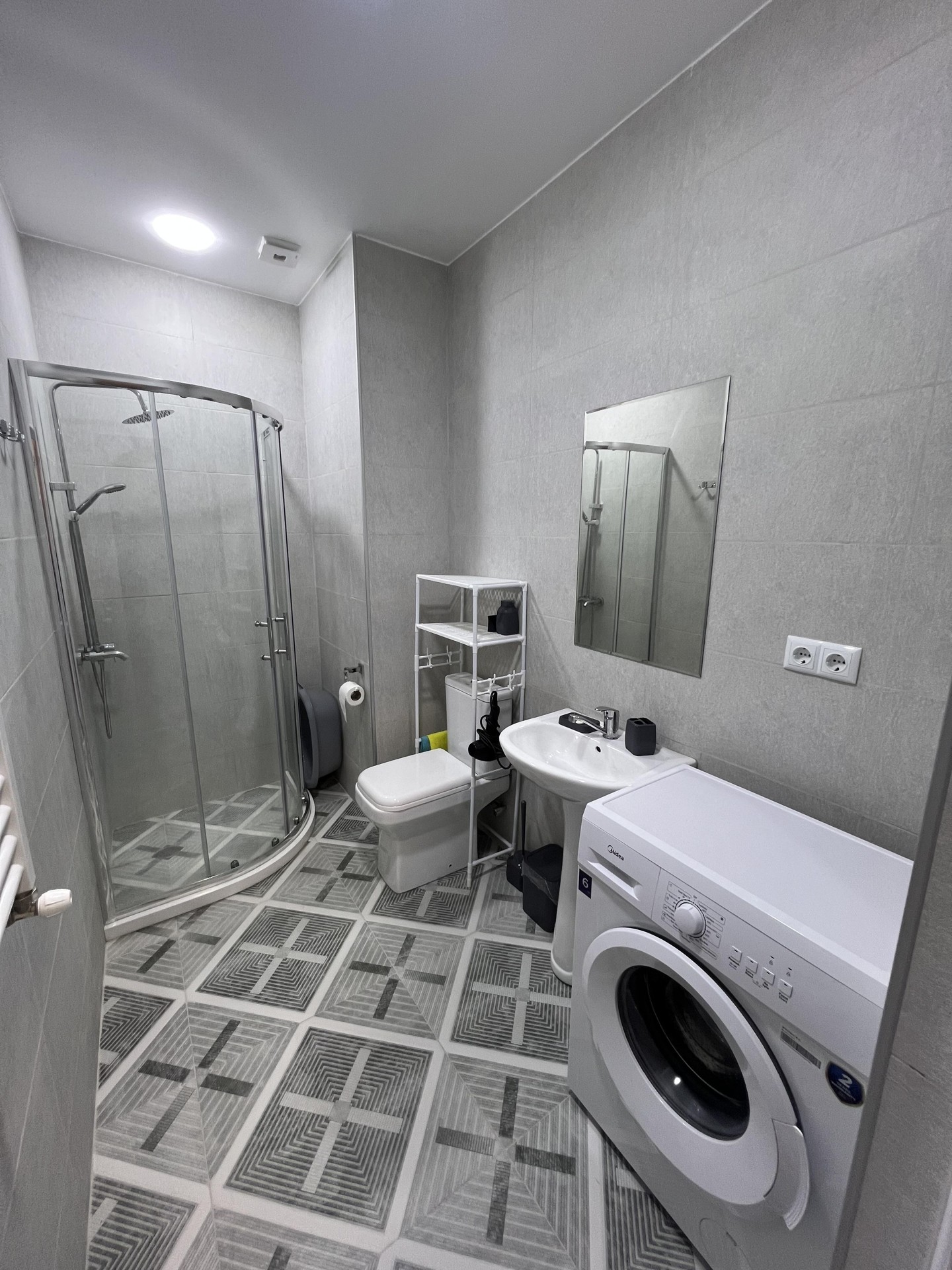 2-Room Apartment For Daily Rent In Batumi, Onix Tower Batumi, 45 M² — $55 Per Day view 6