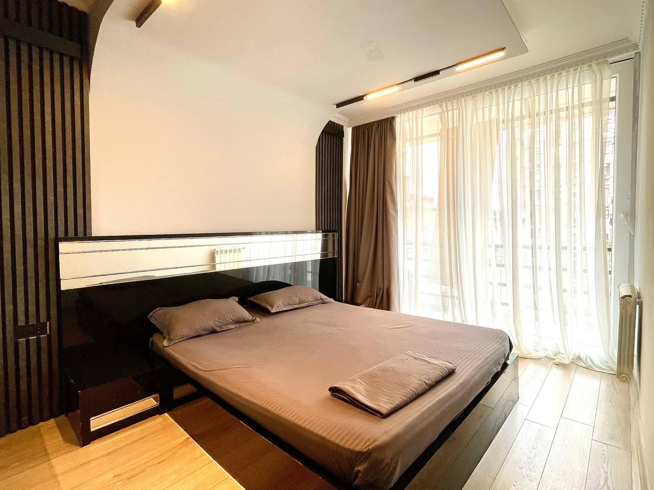 4-Room Apartment For Sale In Batumi, Zurab Gorgiladze St, 50-52 view 3