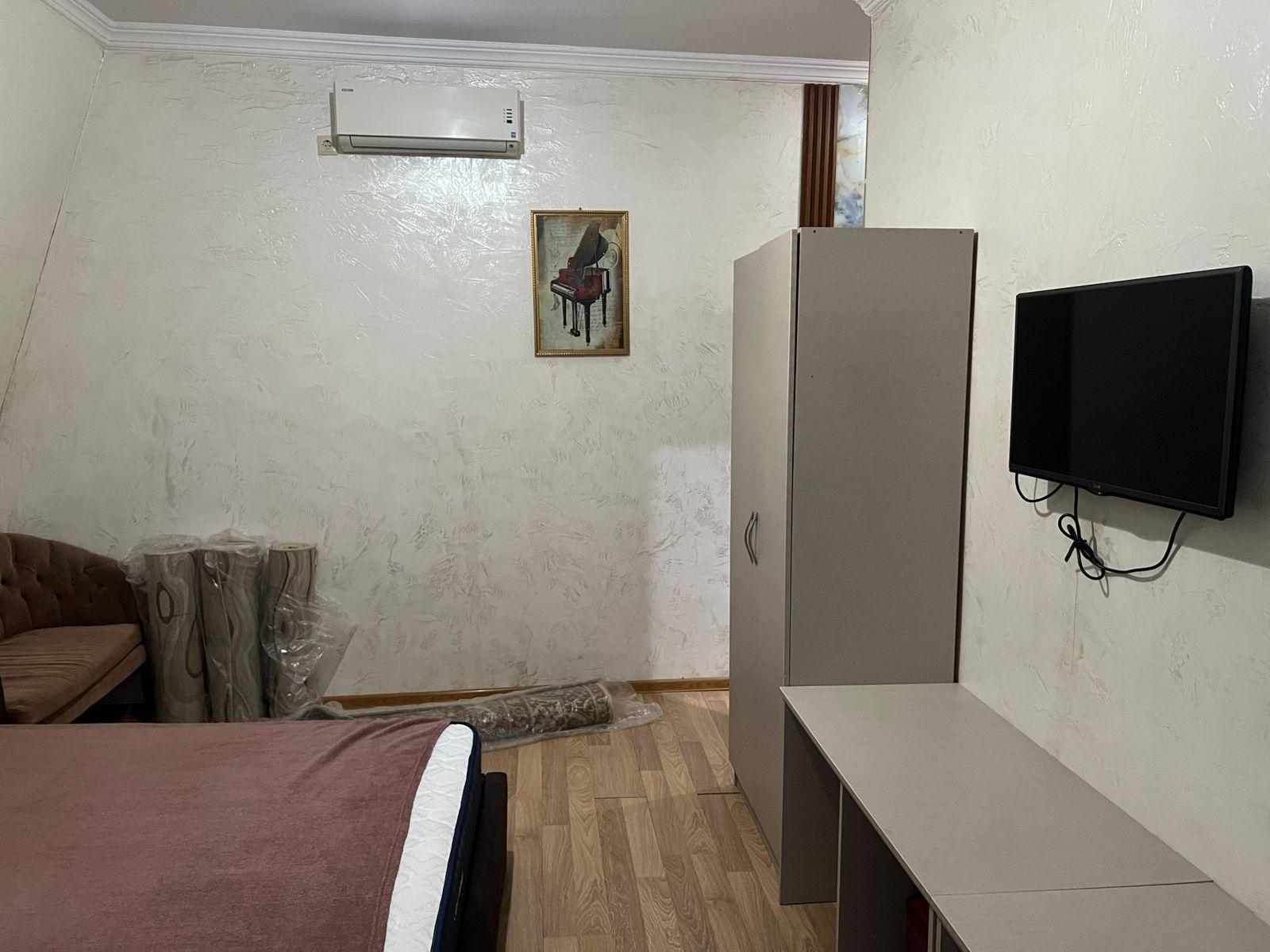 4-Room Apartment For Rent In Batumi, Petre Bagrationi St, 220 view 7