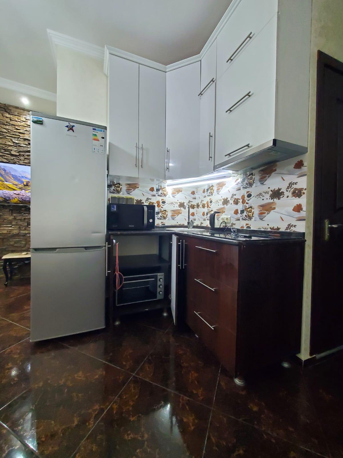 2-Room Penthouse Apartment For Rent In Batumi, Zurab Gorgiladze St, 98 view 4