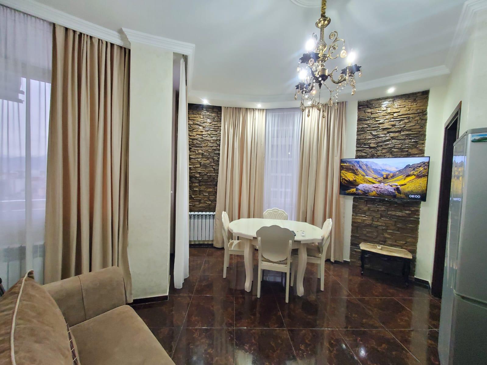 2-Room Penthouse Apartment For Rent In Batumi, Zurab Gorgiladze St, 98 view 2