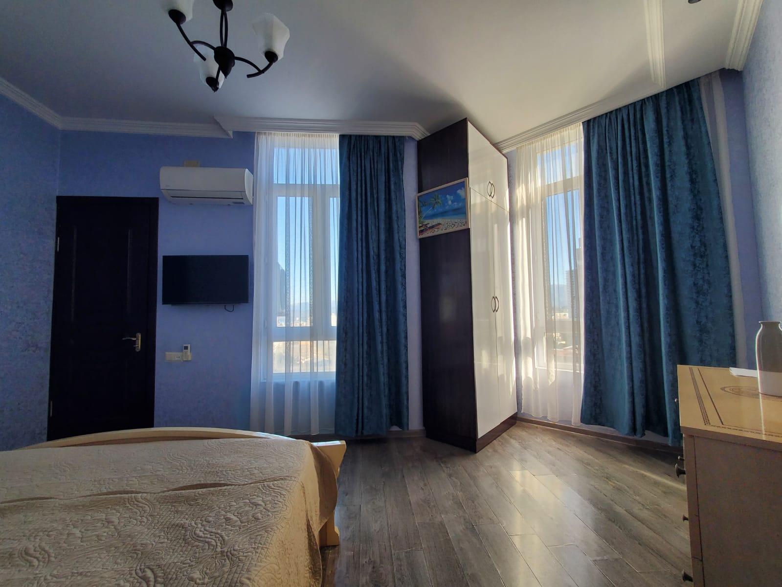 2-Room Penthouse Apartment For Rent In Batumi, Zurab Gorgiladze St, 98 view 5