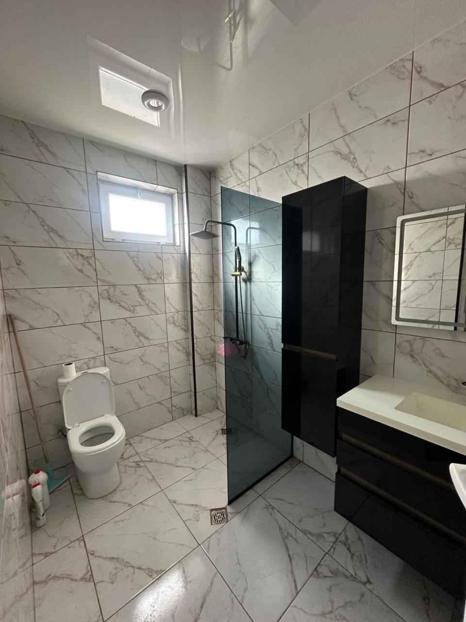 5-Room House For Sale In Batumi, Lado Asatiani St, 12 view 2