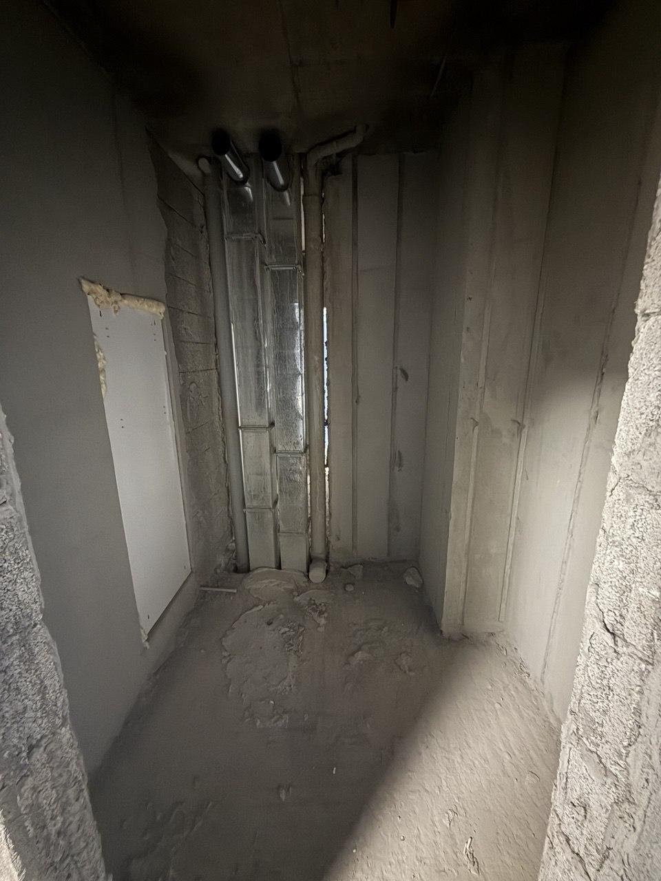 Studio Apartment For Sale view 4