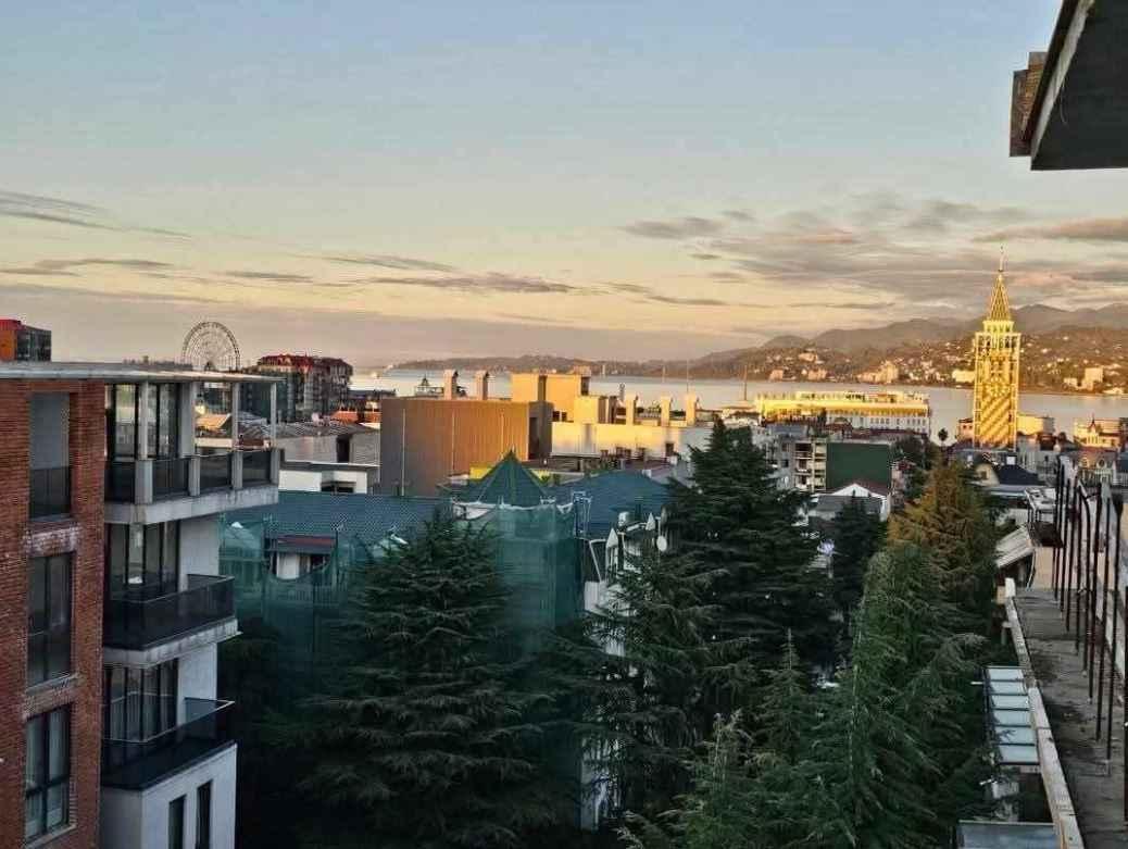 3-Room Apartment For Sale In Batumi, Parnavaz Mepe St, 59 view 6