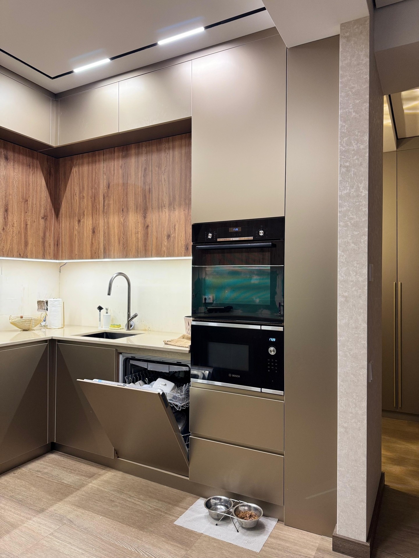 Studio Apartment For Sale view 4
