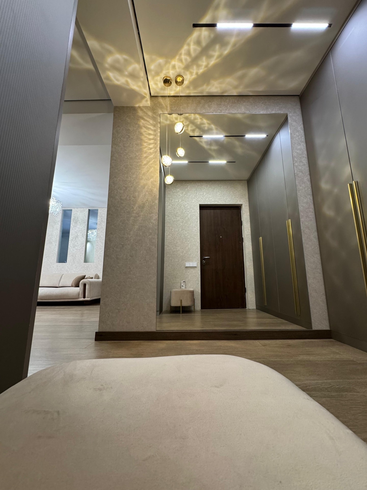 Studio Apartment For Sale view 6