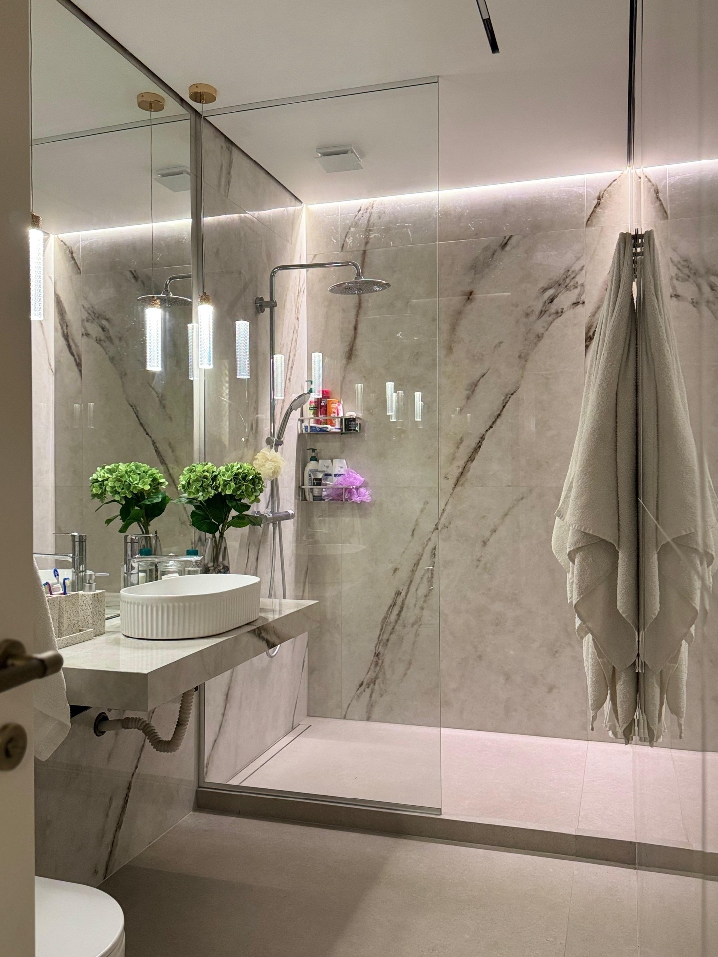 Studio Apartment For Sale view 7