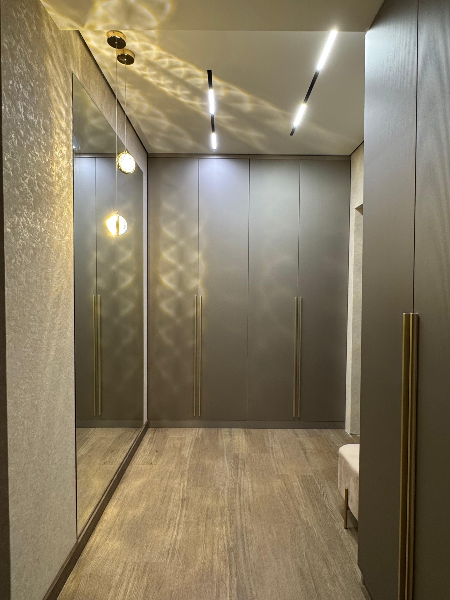 Studio Apartment For Sale view 19