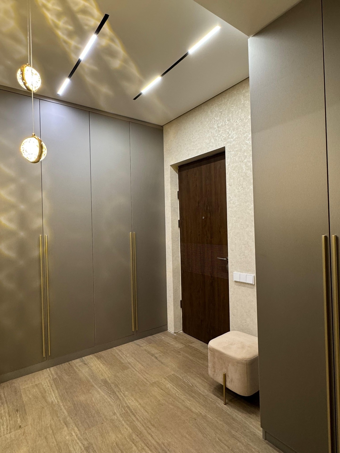 Studio Apartment For Sale view 22