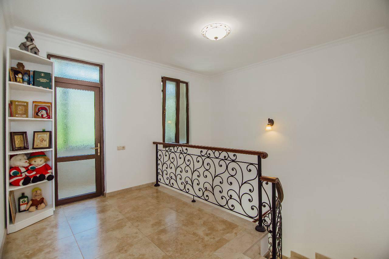 5-Room House For Rent In Batumi, Ambassadori Island Batumi view 6