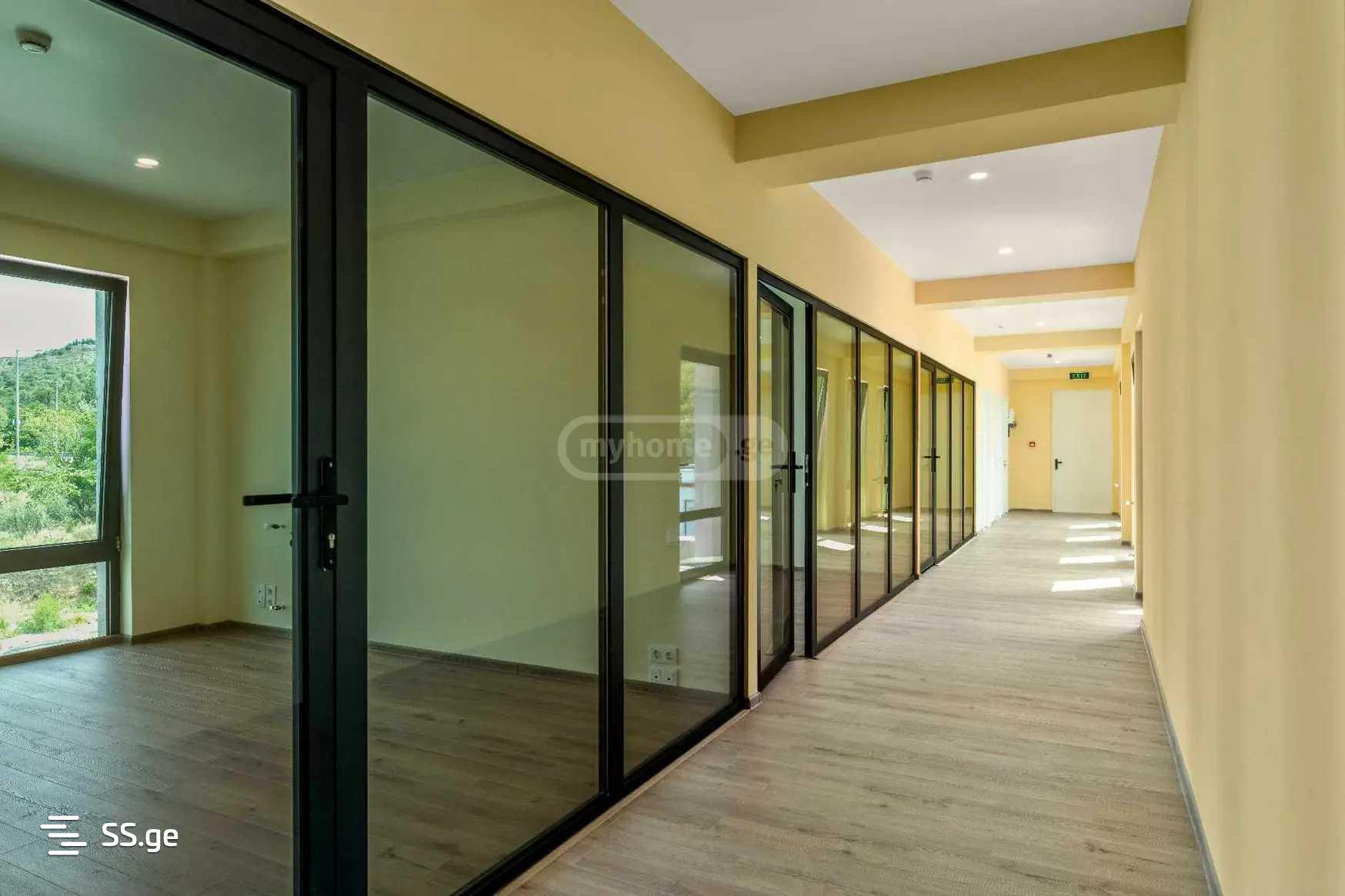 Vakhtang Gorgasali St: Office, 200.0 M² | Korter.Ge view 5