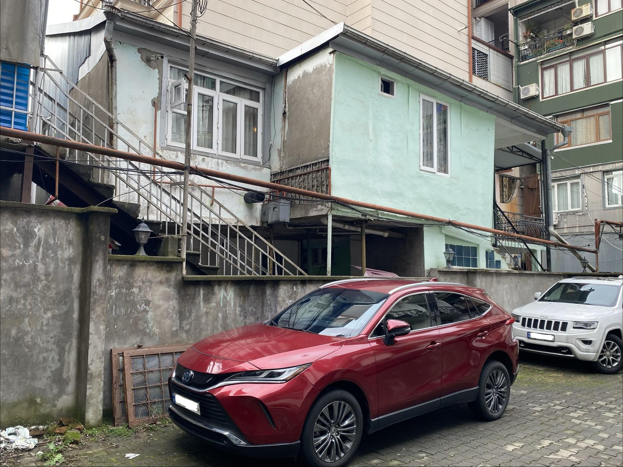3-Room House For Sale In Batumi, Konstantine Gamsakhurdia St, 26 view 2