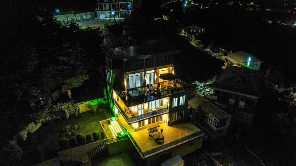 7-Room House For Rent In Batumi, General Aslan Abashidze St, 46 view 15