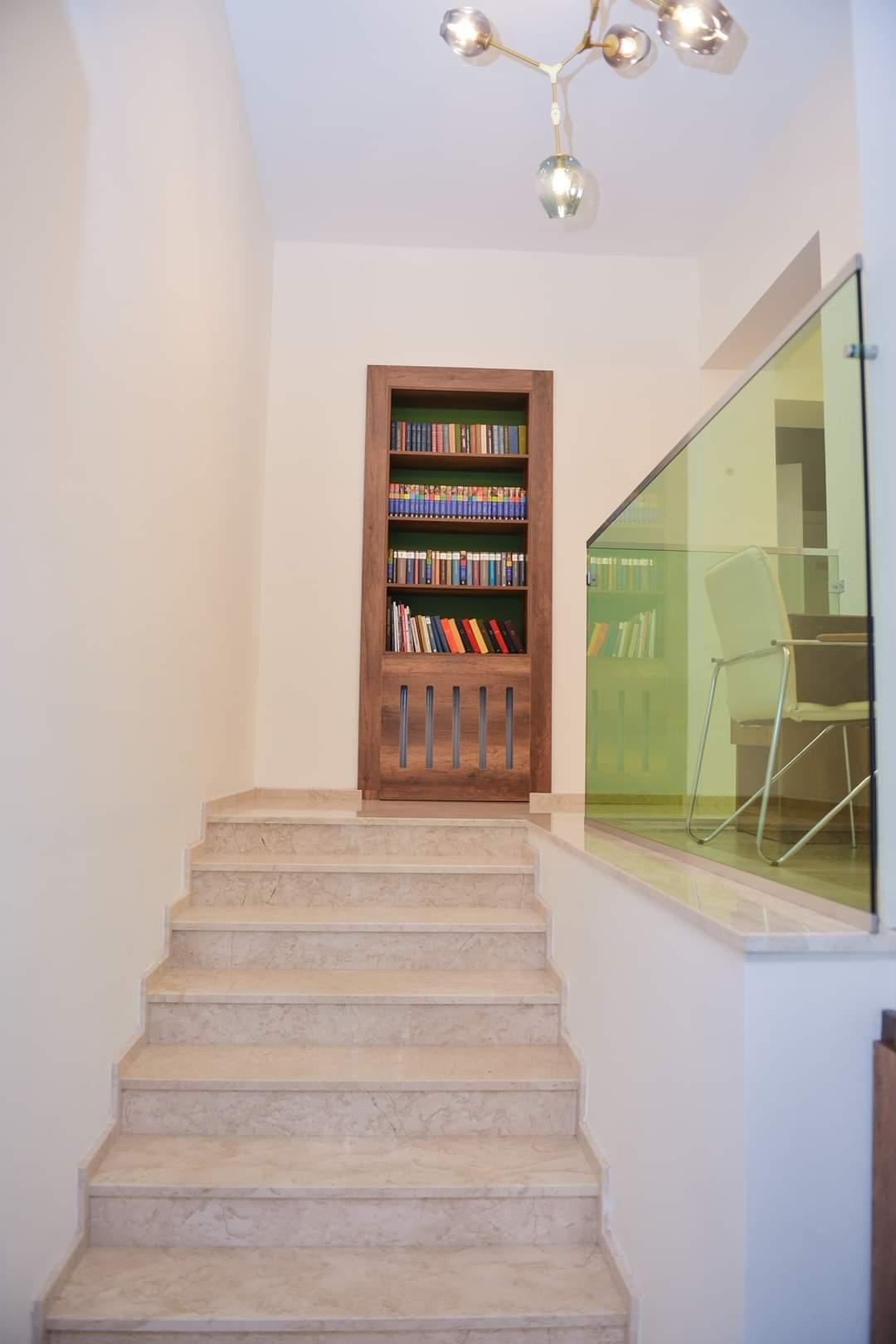 Ortatchala St: Hotel, 160.0 M² | Korter.Ge view 1