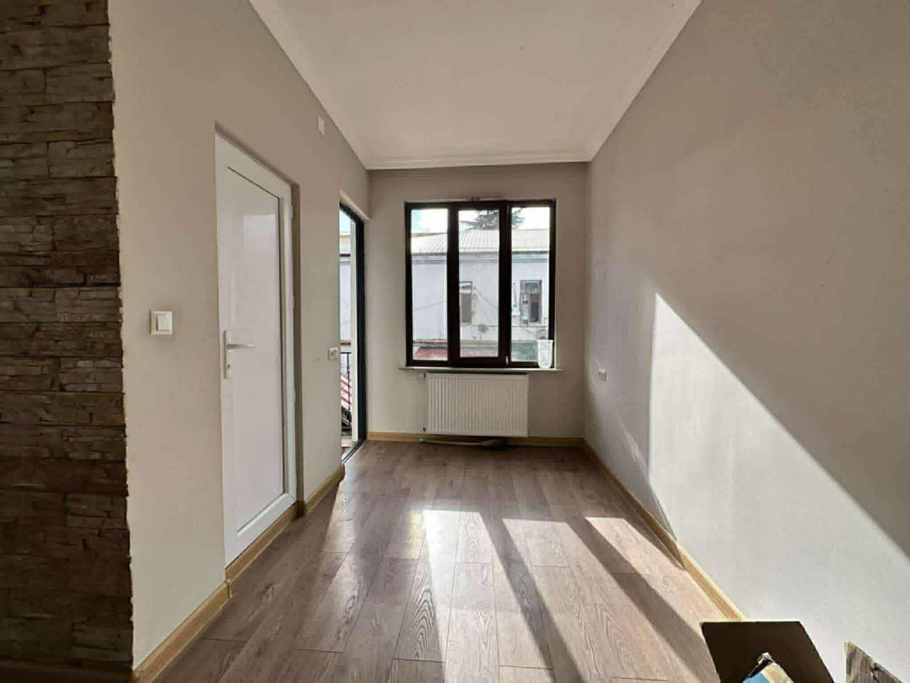 3-Room House For Rent In Batumi, Zurab Gorgiladze St, 5 view 1