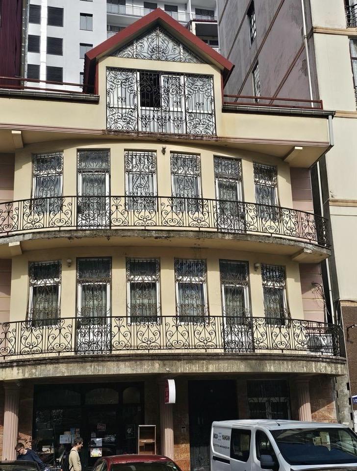 5-BR Cottage For Sale In Batumi, Alexander Kazbegi St, 17-19 view 7